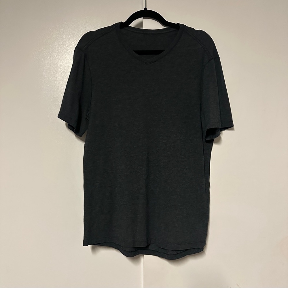 Lululemon Fundamental V Neck T Shirt Nautical Size Medium